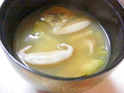 なすと椎茸のお味噌汁